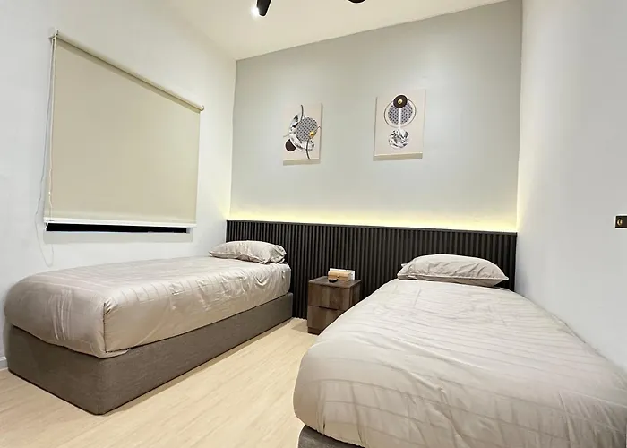 Stylish Homestay Near Jonkerwalk